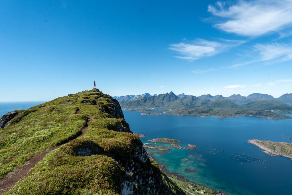 Middagstinden (363m)